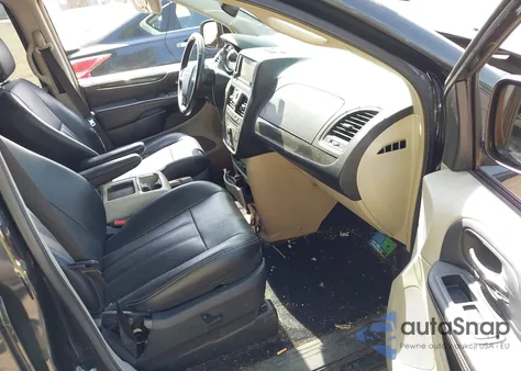 2012 Chrysler Town & Country Touring из США, поврежденный, VIN 2C4RC1BG6CR186295